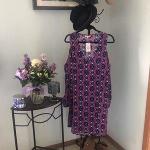 All For Color 🌷NWT Dress V-Neck Cold Shoulder Sleeves